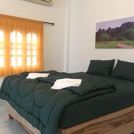 Bamboo Hostel Thakhek Exterior foto